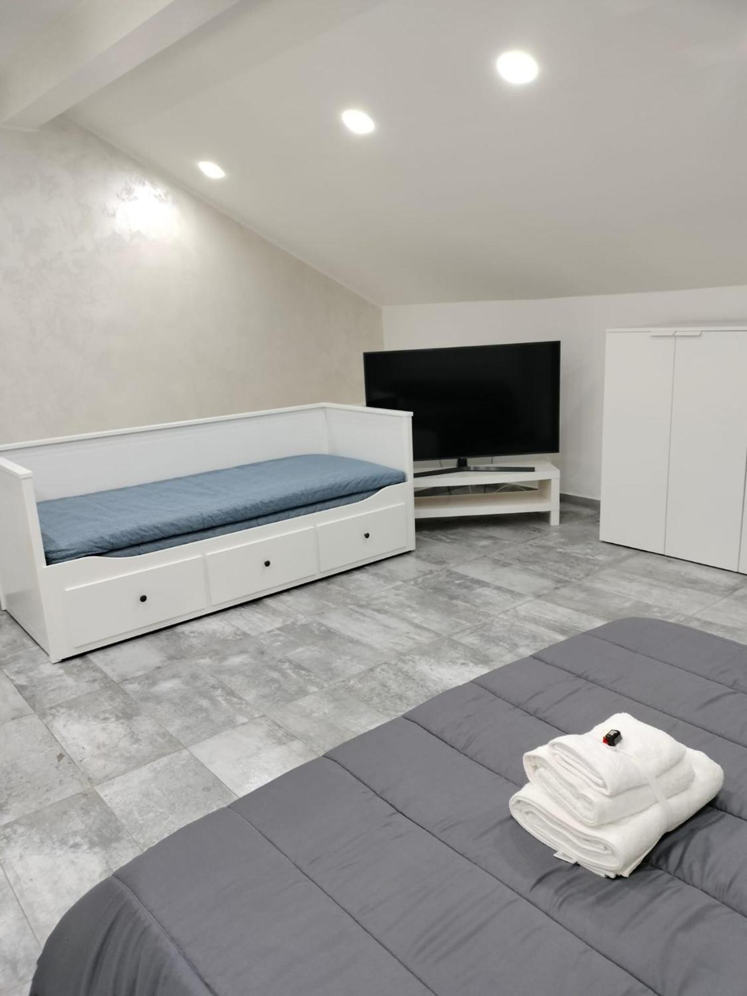 Holiday Home Litteri One 卡塔尼亚 外观 照片
