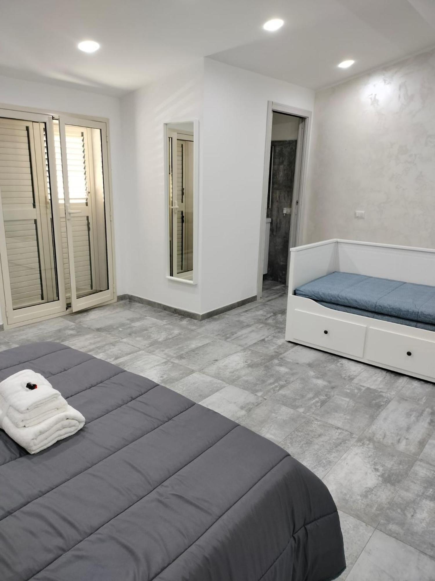 Holiday Home Litteri One 卡塔尼亚 外观 照片